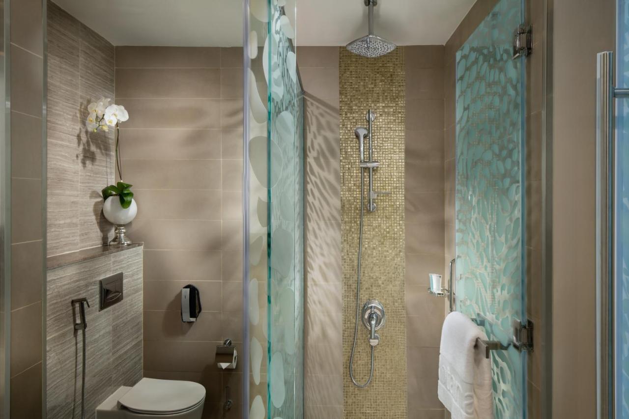 Rotana Residences Aparthotel
